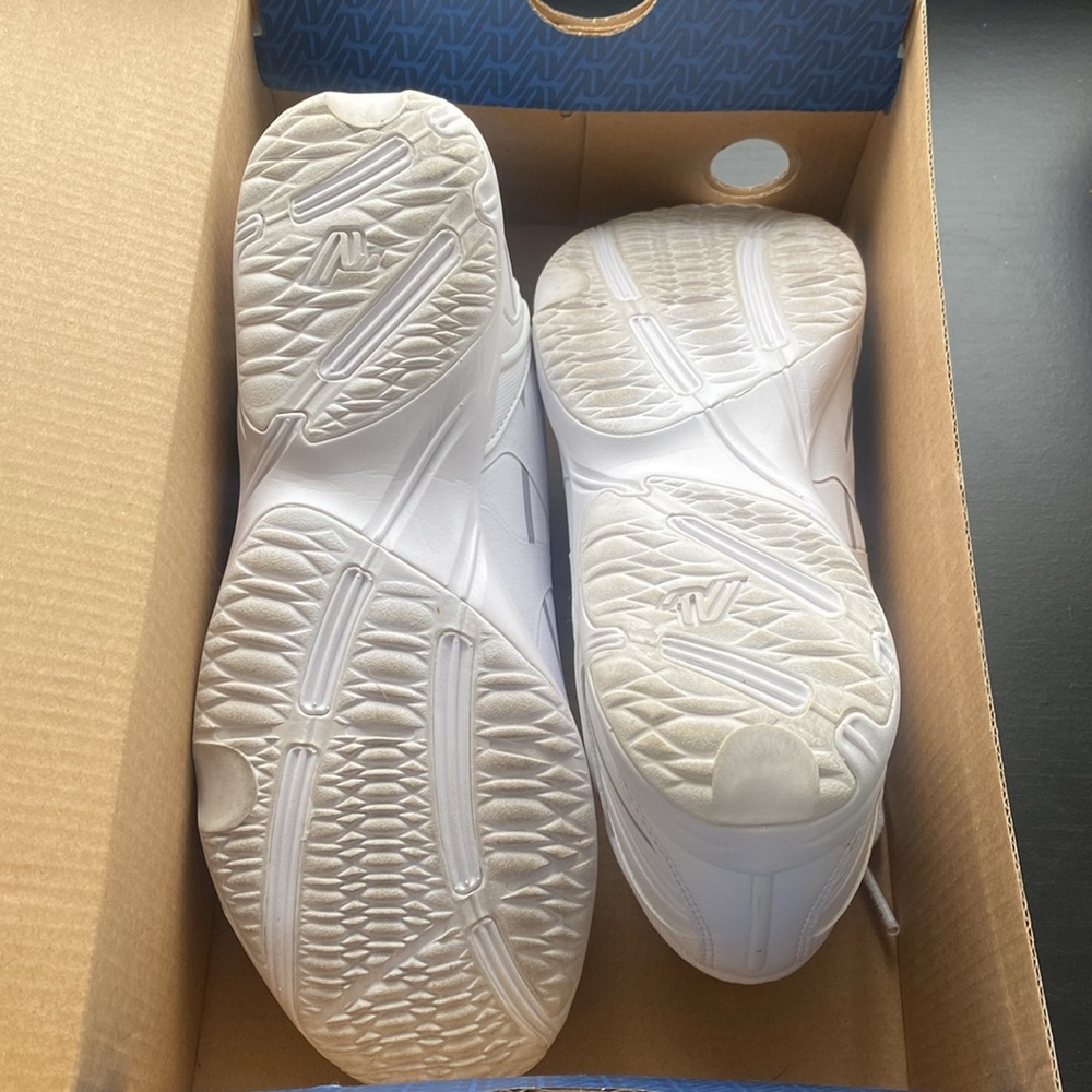 Varsity “Victory” Cheerleading Shoe Gem